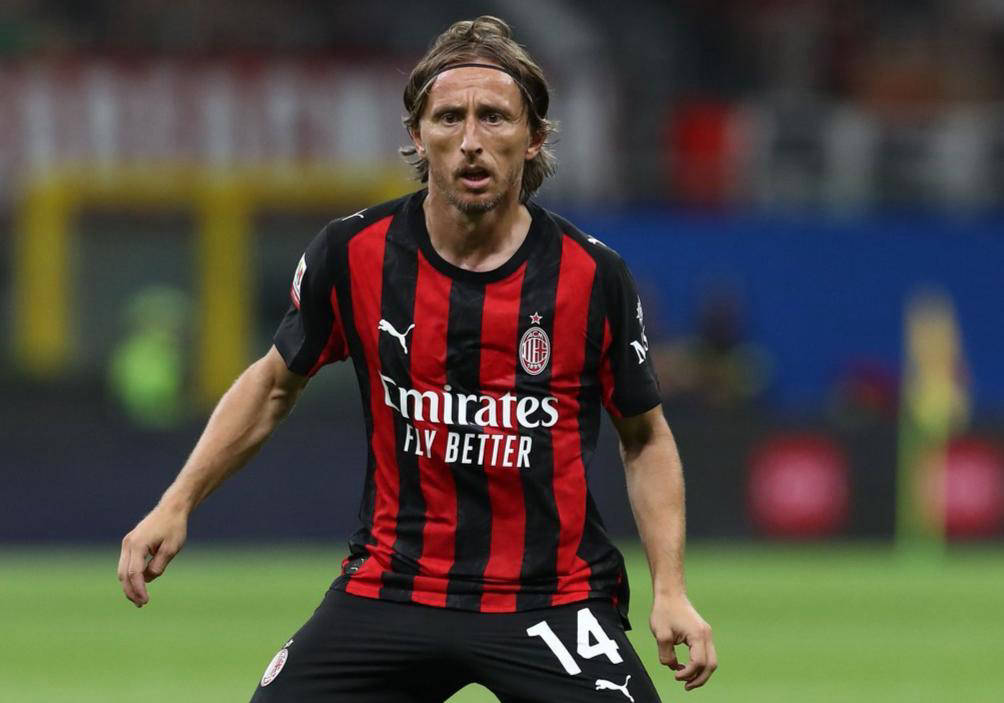 鲁尼：和特朗普打高尔夫时周围全是狙击手，还有防核逃生装置