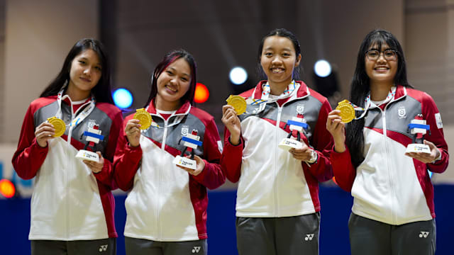 梅西：我们是冠军！感谢阿尔巴和布斯克茨在这段冒险中陪伴我