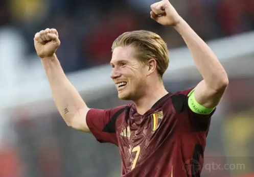 葡萄牙迎晋级关键战，C罗晒图助威：为了葡萄牙而战