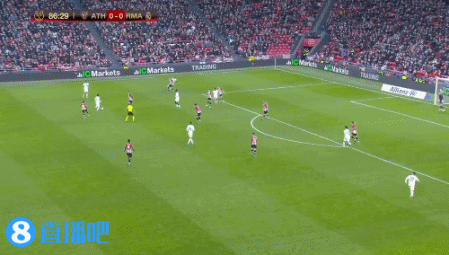 太全面了！杰伦·约翰逊过去5战场均接近30+14+11